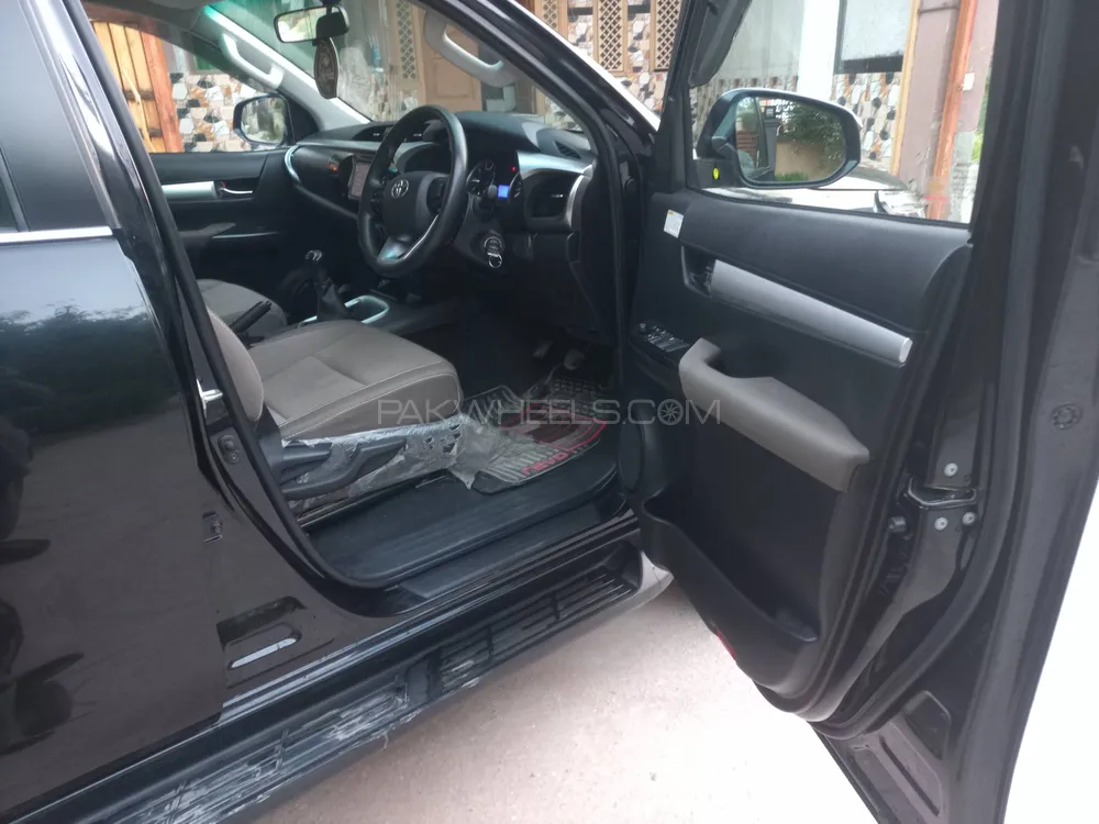Toyota Hilux 2019 for Sale in Sargodha Image-1