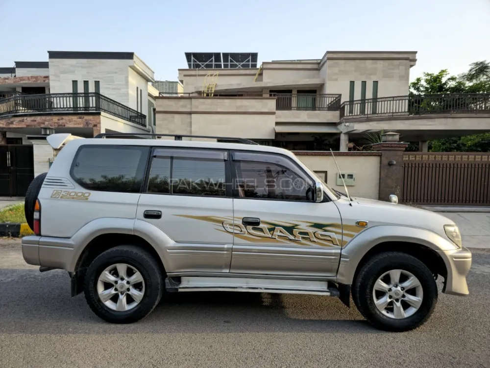 Toyota Prado 1999 for Sale in Islamabad Image-1