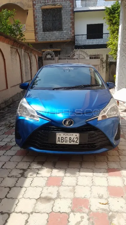 Toyota Vitz 2020 for Sale in Kharian Image-1