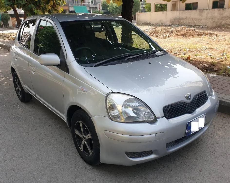 Toyota Vitz 2003 for Sale in Islamabad Image-1