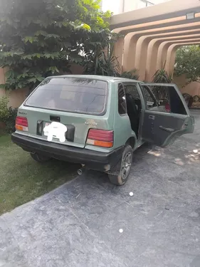 Suzuki Khyber 1996