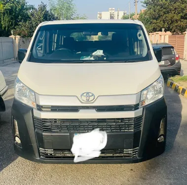 Toyota Hiace Standard Roof 2021