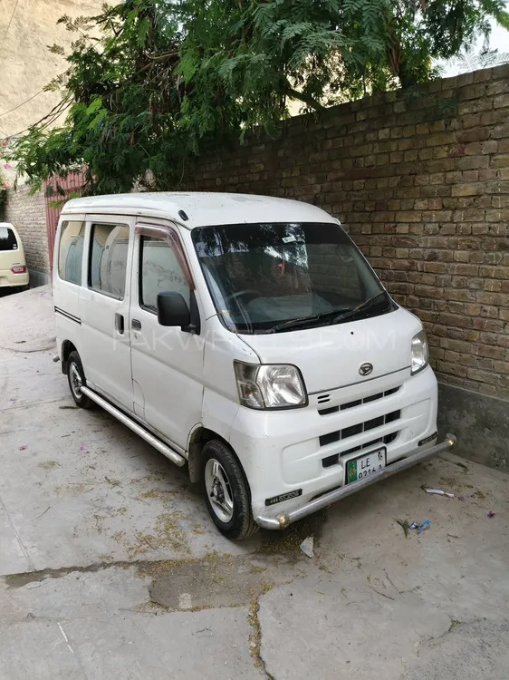 Daihatsu Hijet 2011 for Sale in Sargodha Image-1