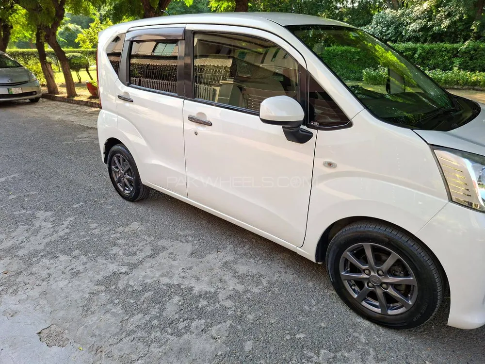 Daihatsu Move 2015 for Sale in Lahore Image-1