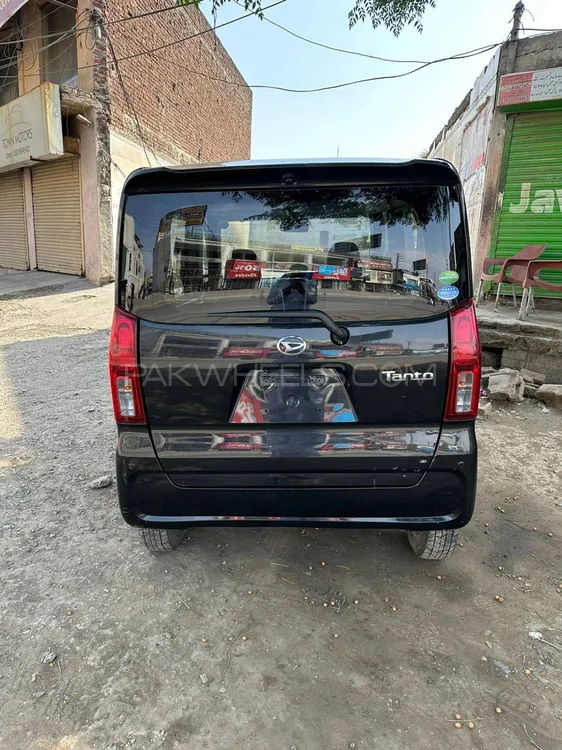Daihatsu Tanto 2021 for Sale in Gujranwala Image-1