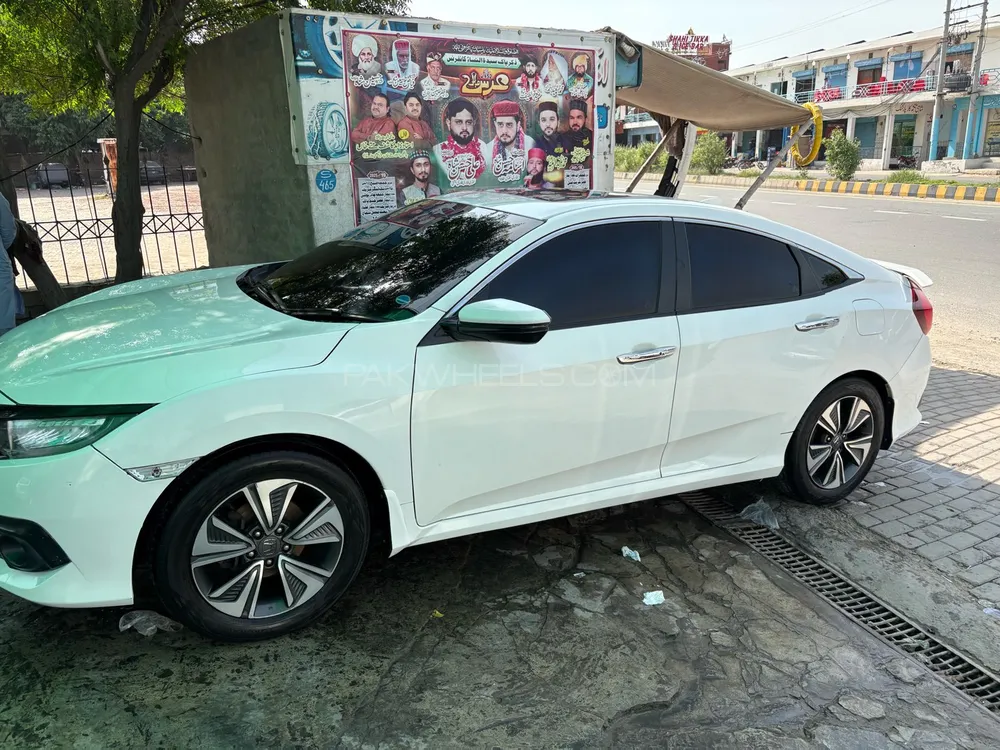 Honda Civic 2019 for Sale in Faisalabad Image-1