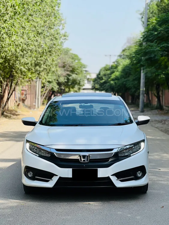 Honda Civic 2020 for Sale in Lahore Image-1