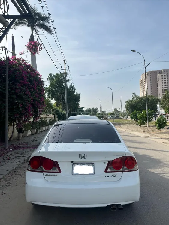 Honda Civic 2010 for Sale in Karachi Image-1