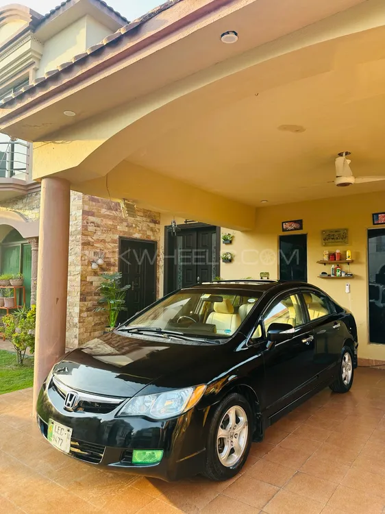 Honda Civic 2010 for Sale in Lahore Image-1
