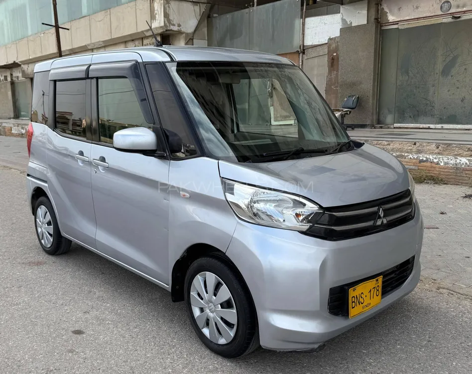 Mitsubishi EK X 2015 for Sale in Karachi Image-1