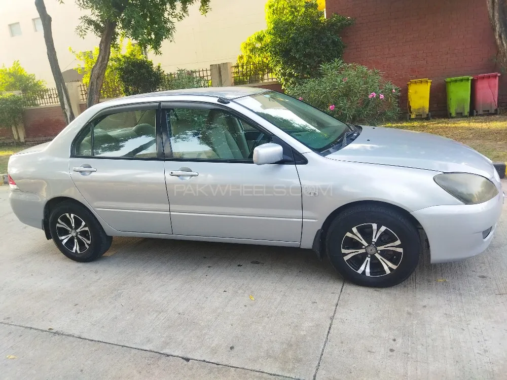 Mitsubishi Lancer 2006 for Sale in Lahore Image-1