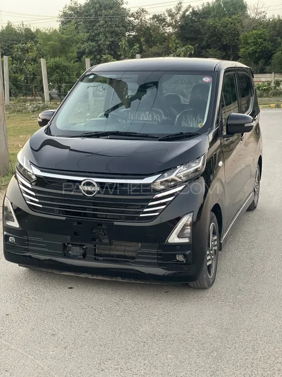 Nissan Dayz 2024 for Sale in Lahore Image-1