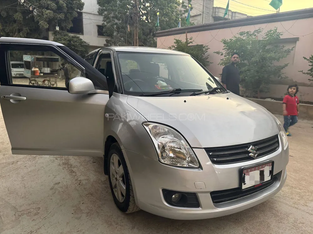 Suzuki Swift 2015 for Sale in Karachi Image-1