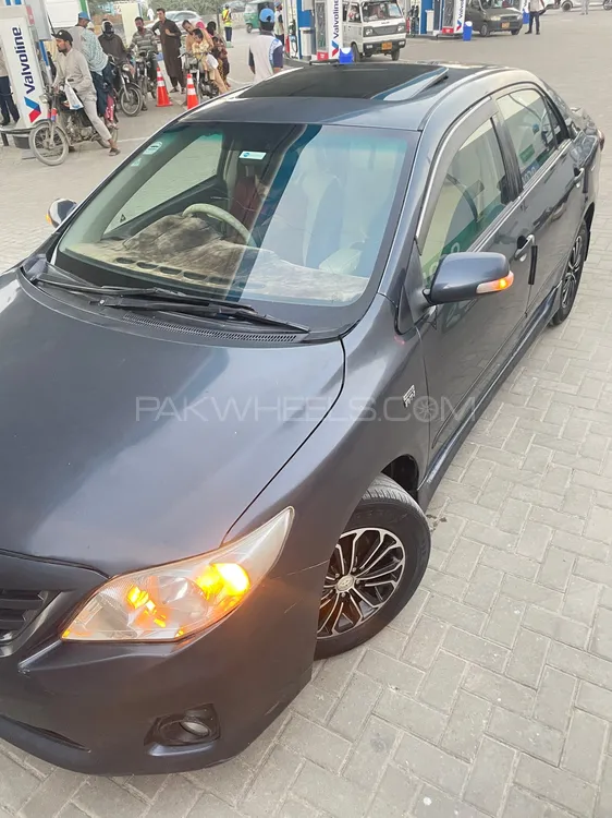 Toyota Corolla 2011 for Sale in Karachi Image-1