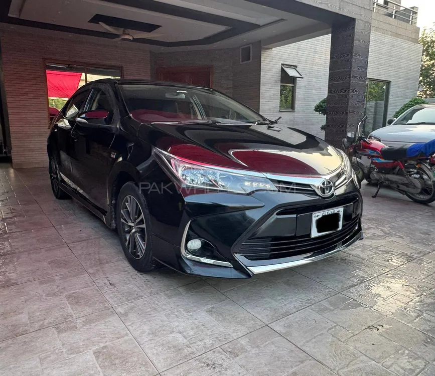 Toyota Corolla 2019 for Sale in Lahore Image-1