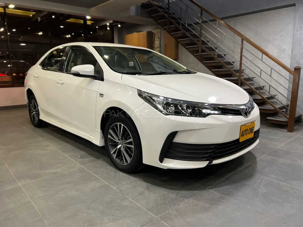 Toyota Corolla 2020 for Sale in Karachi Image-1