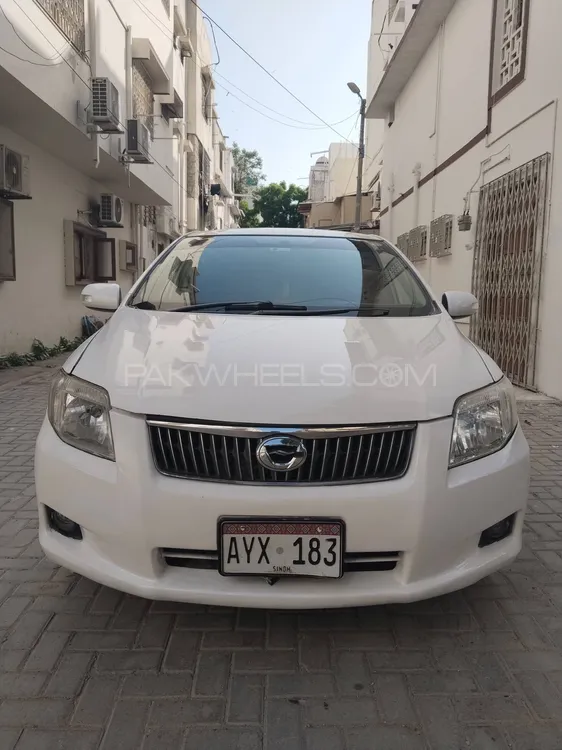 Toyota Corolla Axio 2007 for Sale in Karachi Image-1