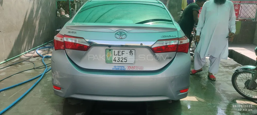 Toyota Corolla 2015 for Sale in Toba Tek Singh Image-1