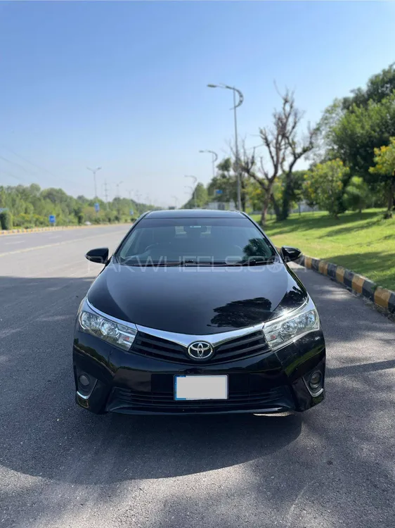 Toyota Corolla 2015 for Sale in Islamabad Image-1