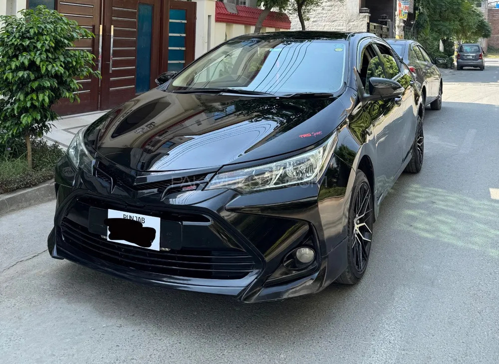 Toyota Corolla 2017 for Sale in Lahore Image-1