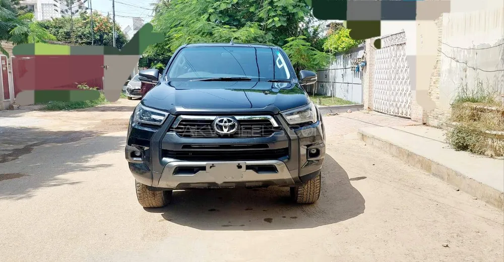 Toyota Hilux 2023 for Sale in Karachi Image-1