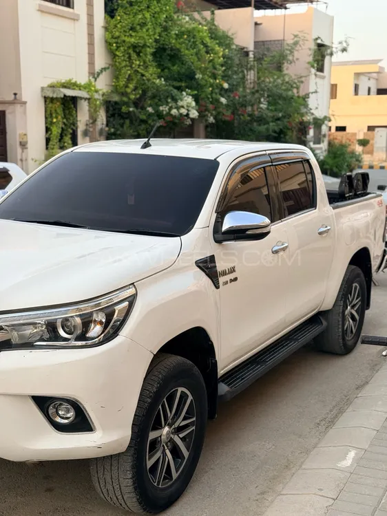 Toyota Hilux 2019 for Sale in Karachi Image-1