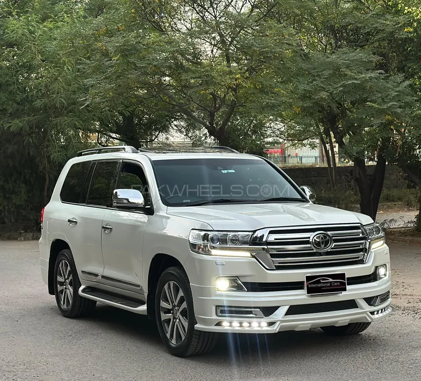 Toyota Land Cruiser 2016 for Sale in Islamabad Image-1