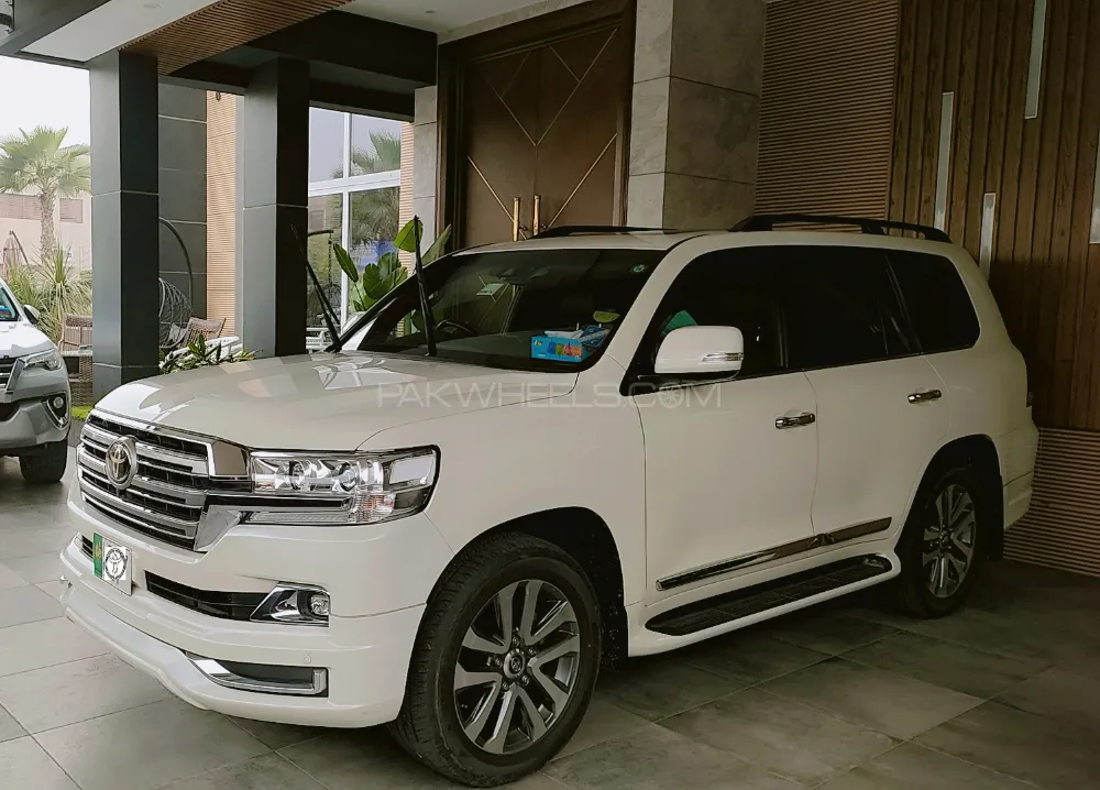 Toyota Land Cruiser 2016 for Sale in Lahore Image-1
