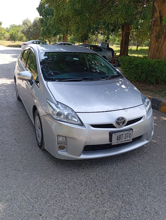 Toyota Prius 2011 for Sale in Islamabad Image-1