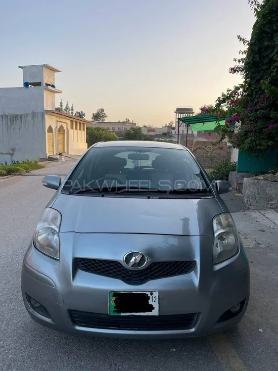 Toyota Vitz 2008 for Sale in Nowshera Image-1