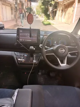 Nissan Roox 2021