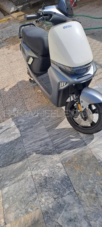 Evee C1 2025 for Sale Image-1