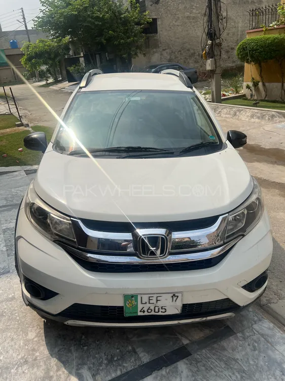 Honda BR-V 2017 for Sale in Lahore Image-1