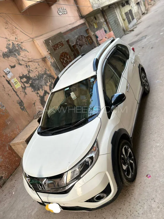 Honda BR-V 2018 for Sale in Lahore Image-1