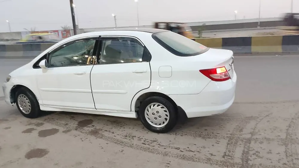 Honda City 2005 for Sale in Karachi Image-1