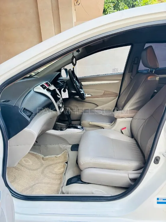 Honda City 2018 for Sale in Faisalabad Image-1