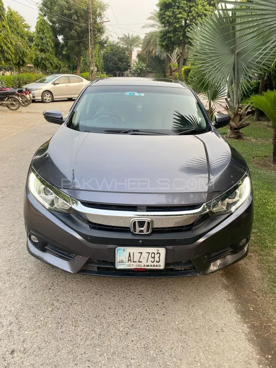 Honda Civic 2018 for Sale in Lahore Image-1