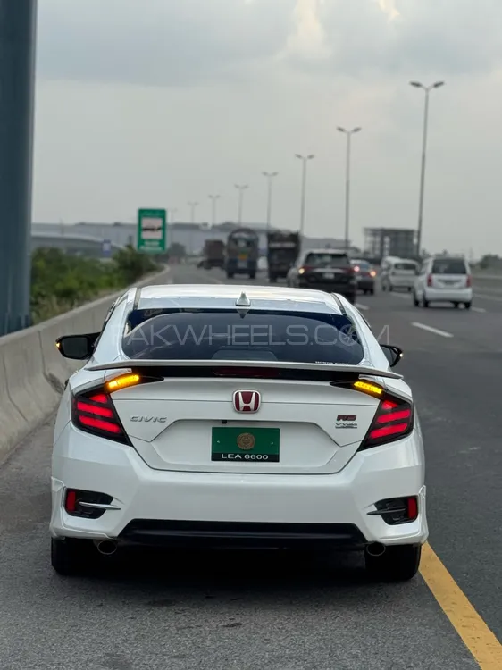 ہونڈا سوک 2016 for Sale in لاہور Image-1