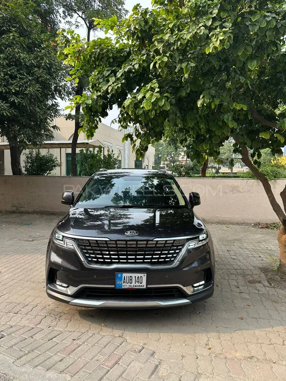 KIA Carnival 2021 for Sale in Lahore Image-1