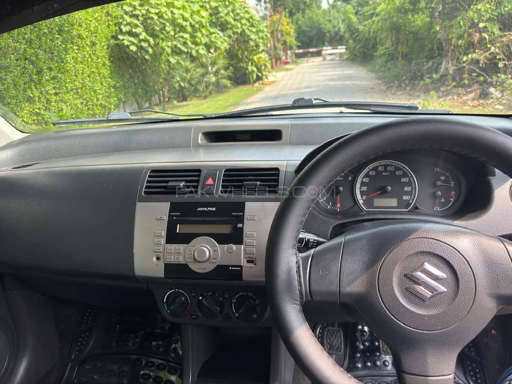 Suzuki Swift 2016 for Sale in Lahore Image-1