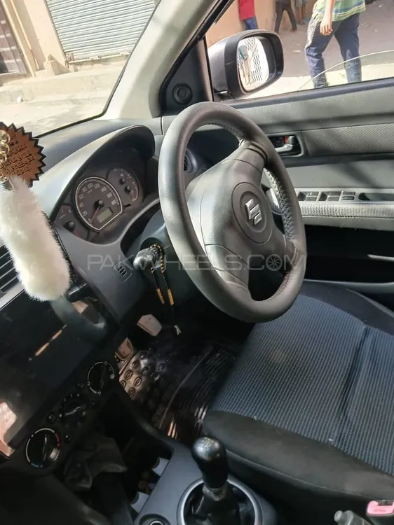 Suzuki Swift 2013 for Sale in Lahore Image-1