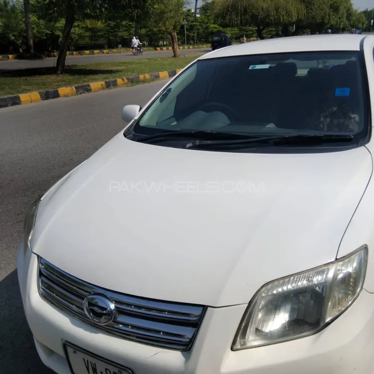 Toyota Corolla Axio 2007 for Sale in Islamabad Image-1