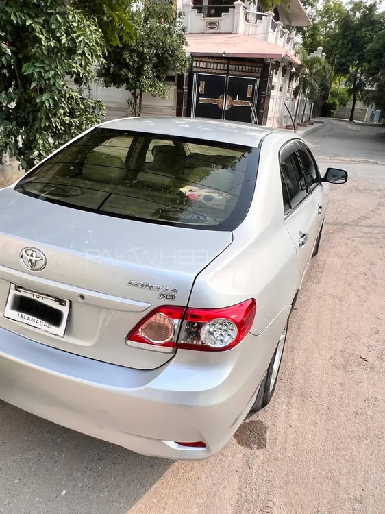 Toyota Corolla 2011 for Sale in Peshawar Image-1