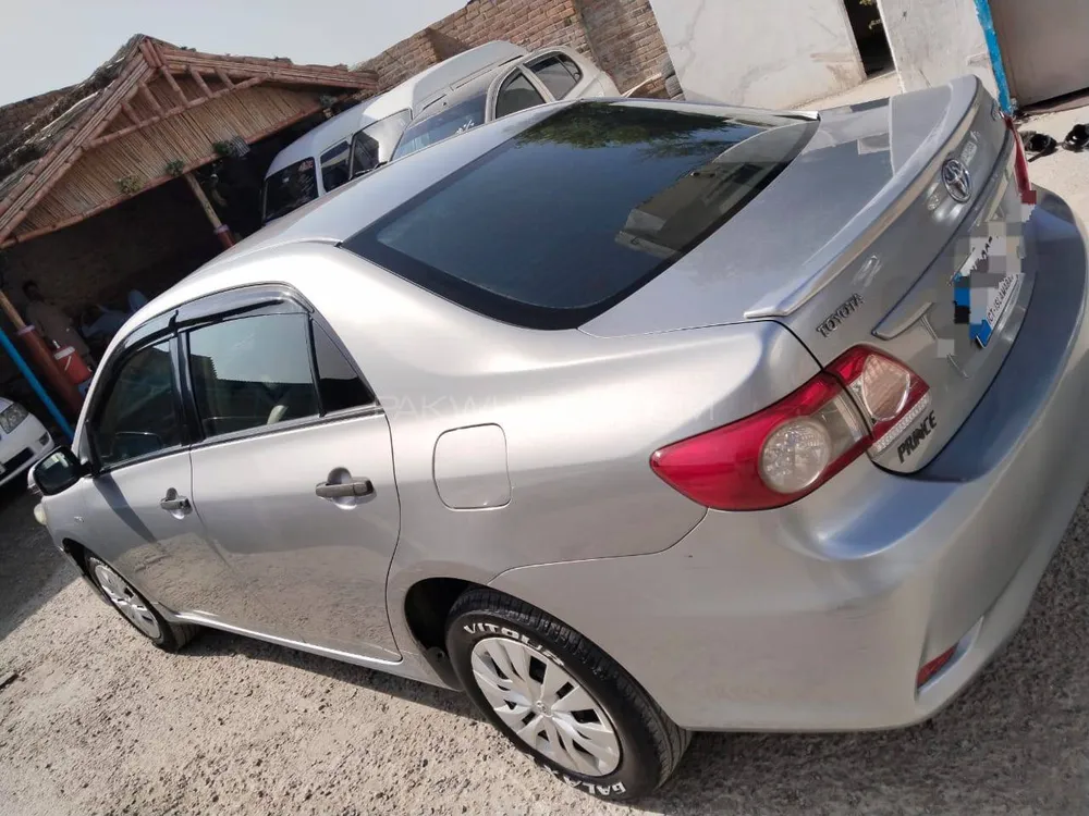 Toyota Corolla 2011 for Sale in Kohat Image-1