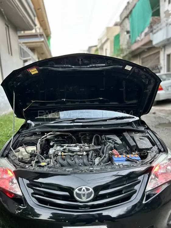 Toyota Corolla 2012 for Sale in Lahore Image-1
