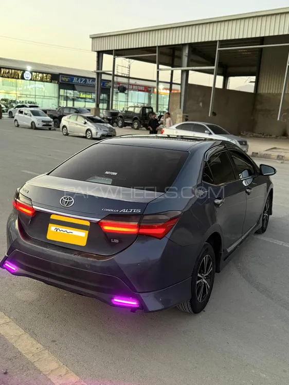 Toyota Corolla 2015 for Sale in Quetta Image-1