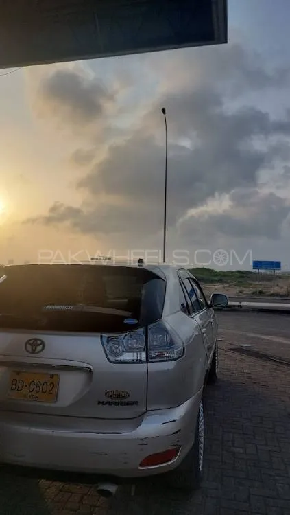 Toyota Harrier 2003 for Sale in Karachi Image-1