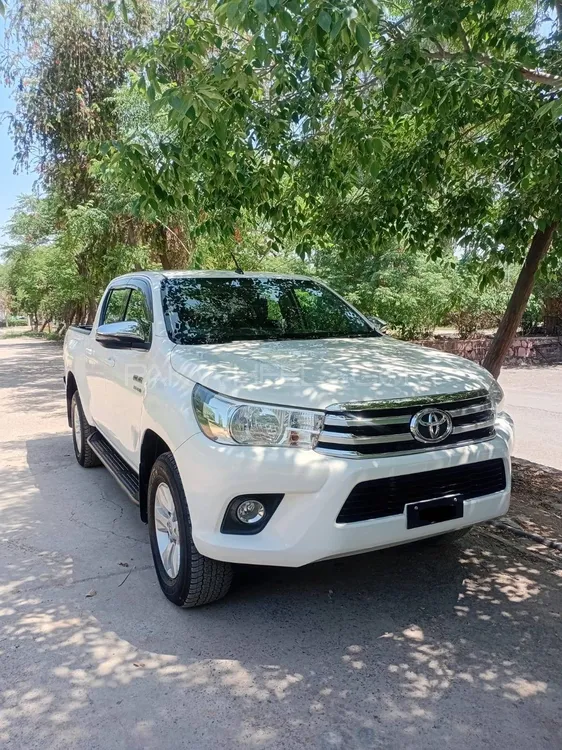 Toyota Hilux 2019 for Sale in Islamabad Image-1