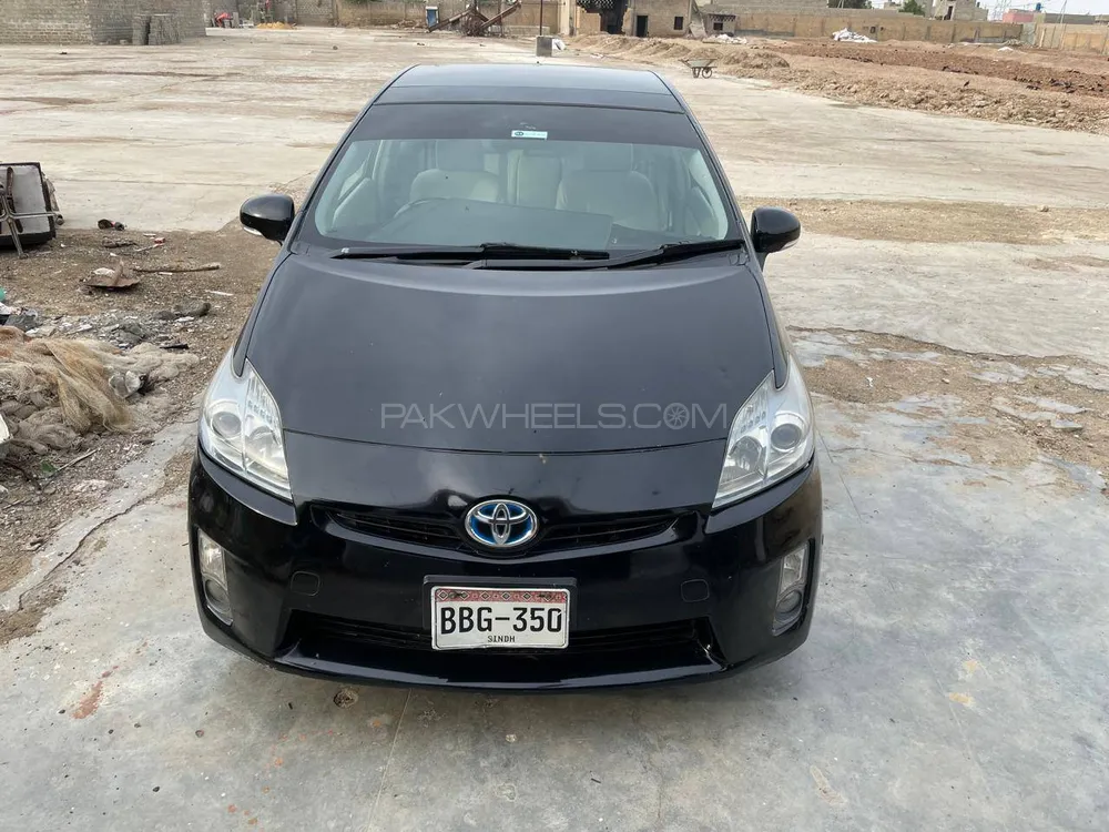 Toyota Prius 2010 for Sale in Karachi Image-1