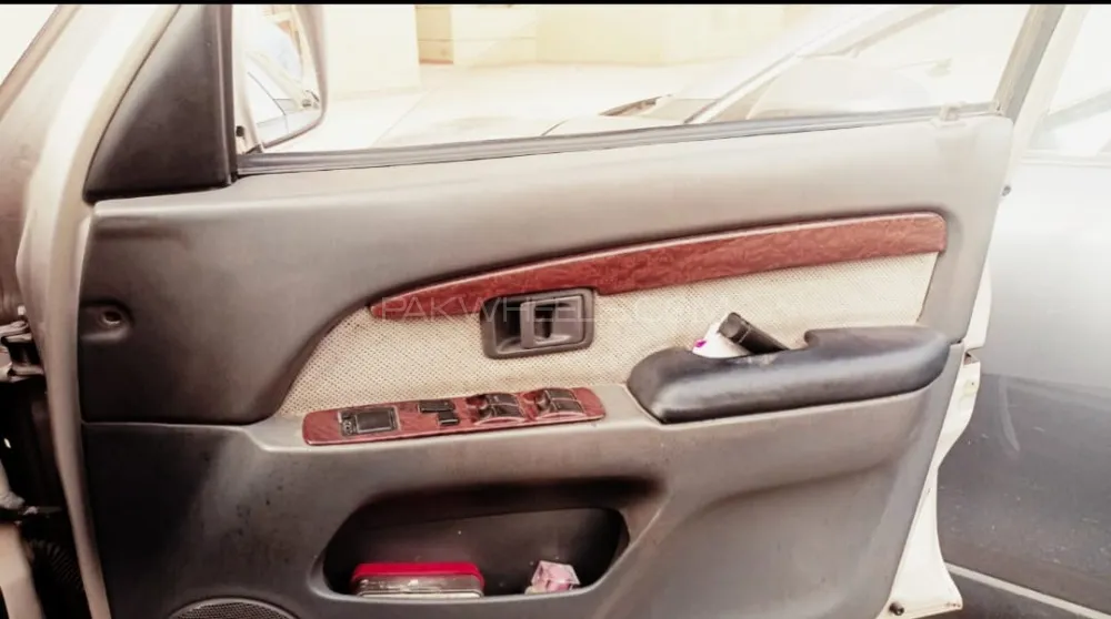 Toyota Surf 1996 for Sale in Karachi Image-1